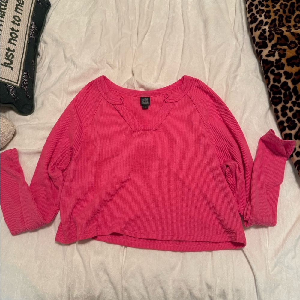 Cropped pink long sleeve